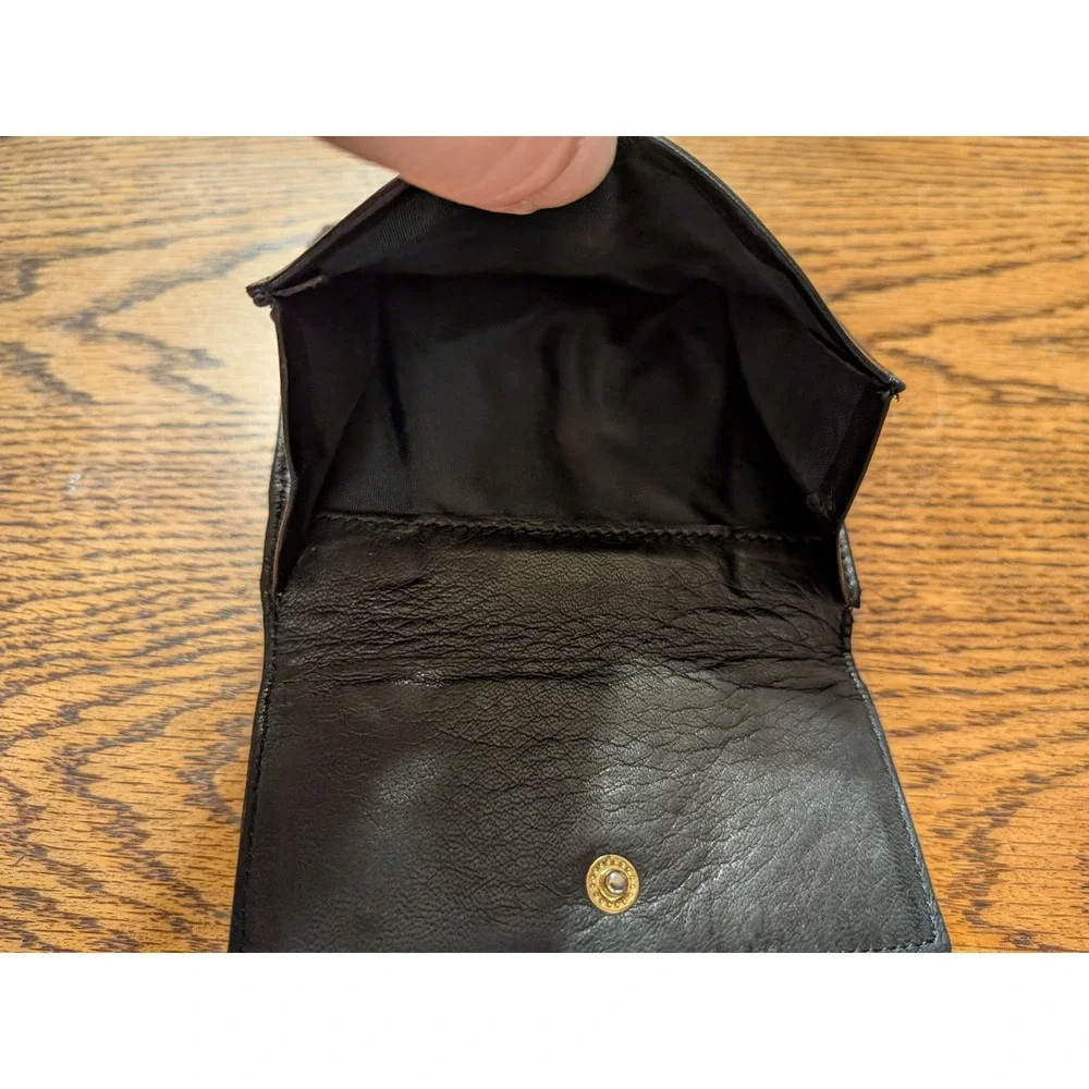 Vintage Tignanello Black Leather Tri Fold‎ Wallet Snap Closure Gold Tone Accent
